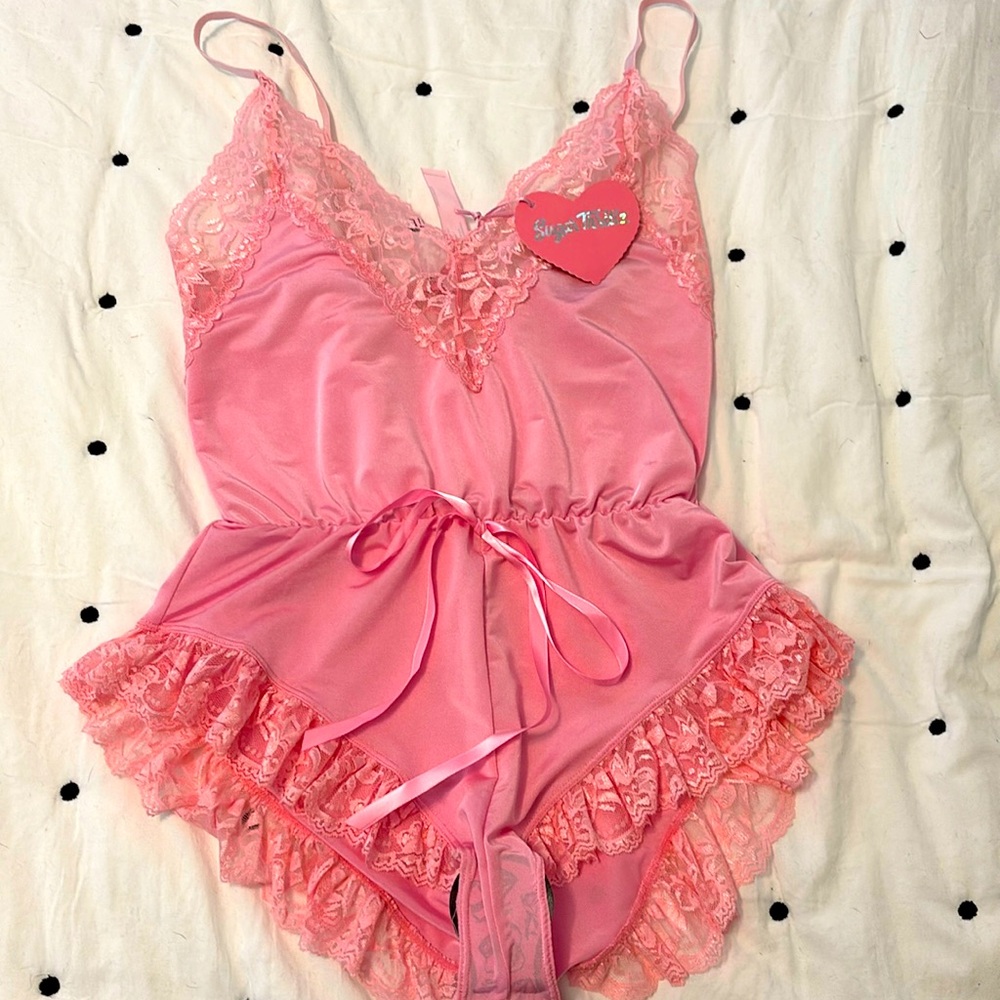 Elegant Pink Lace Trimmed Teddy